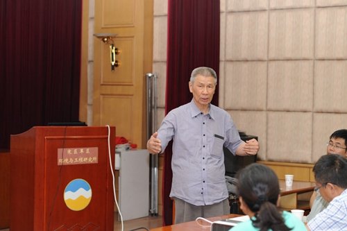 曾庆存的介绍