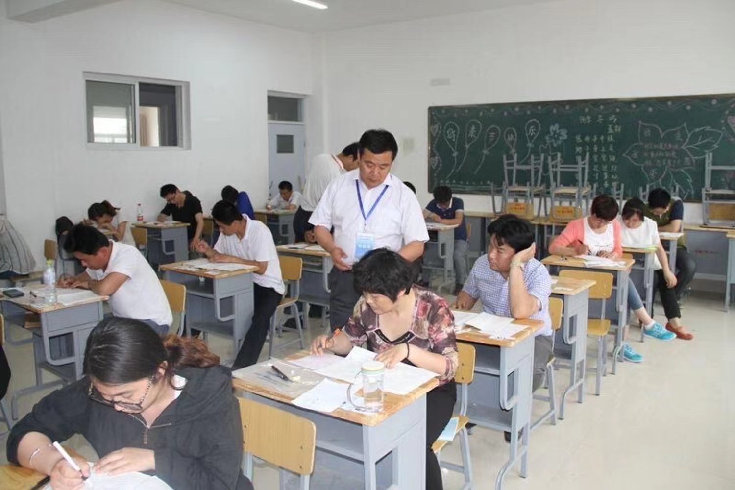 二级建造师报名时间?