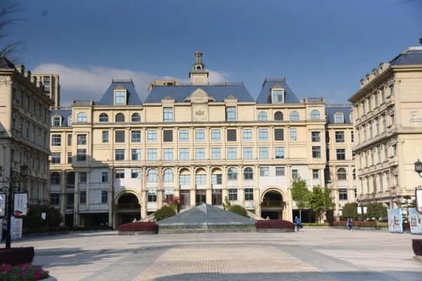 应智勤温州市第二外国语学校