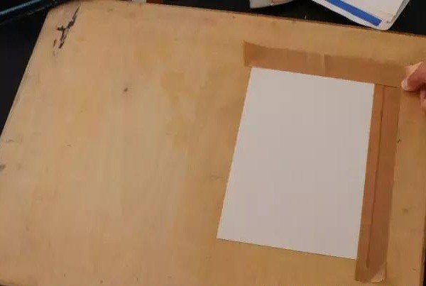 画画用的水胶带怎么用