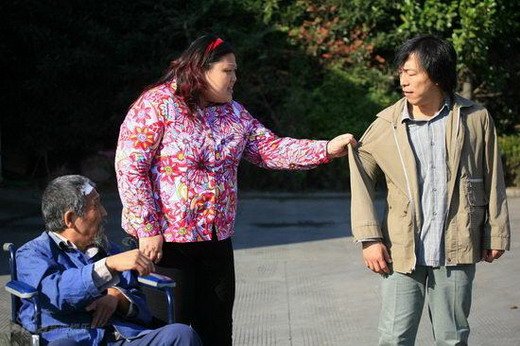 田教授家的28个亲戚的剧情简介