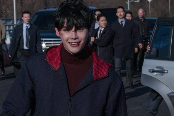 李钟硕演的变态杀手电视剧