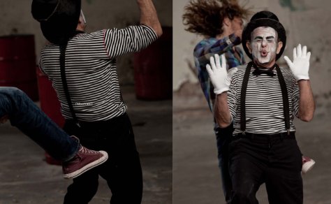 kick ass是什么意思啊