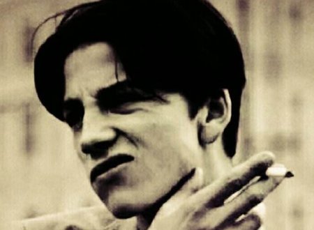 行事乖张是什么意思