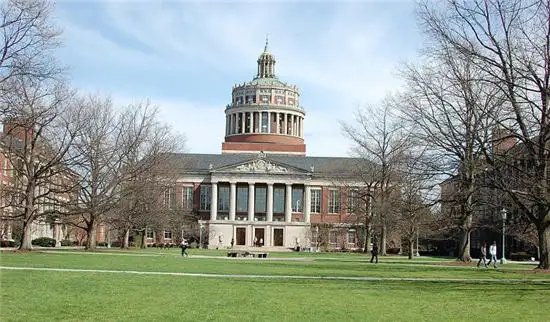 乘朗泥是哪个大学?