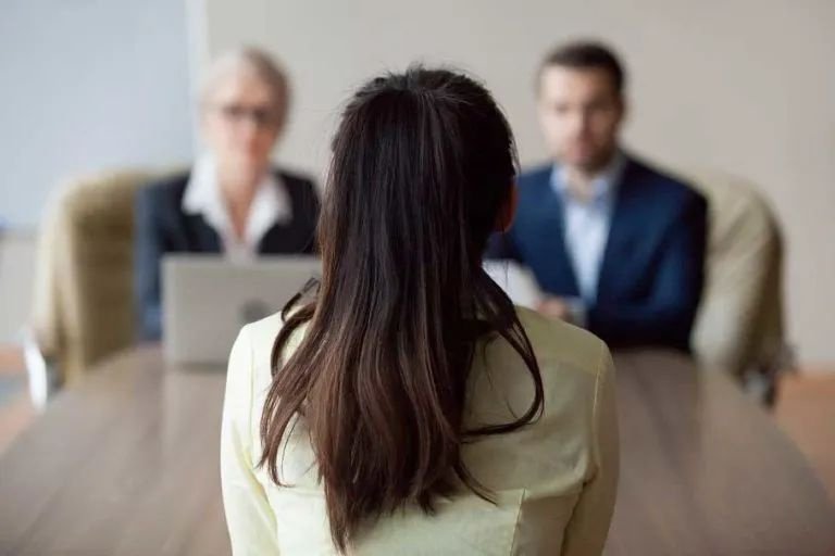 如果招聘限定男性或男性优先，这是否属于性别歧视？