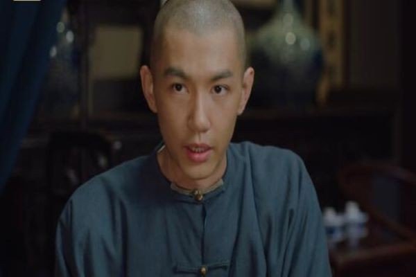 天下长河靳辅儿子结局