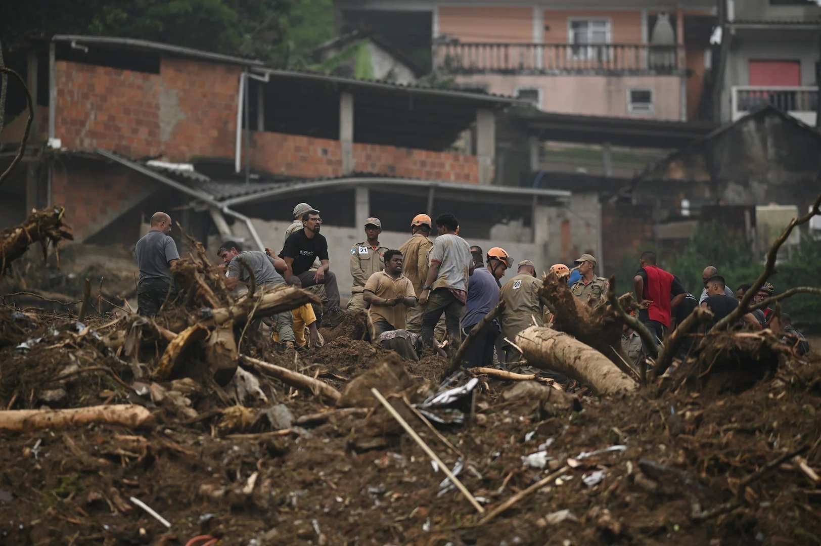 巴西暴雨已致146死，当地采取了哪些救援措施？