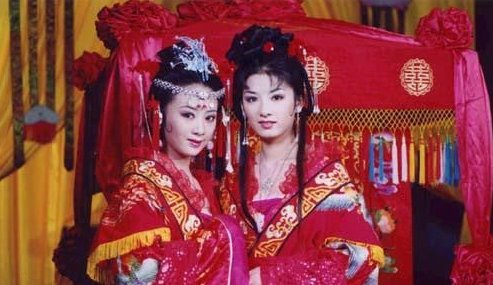 上错花轿嫁对郎的片尾曲叫什么