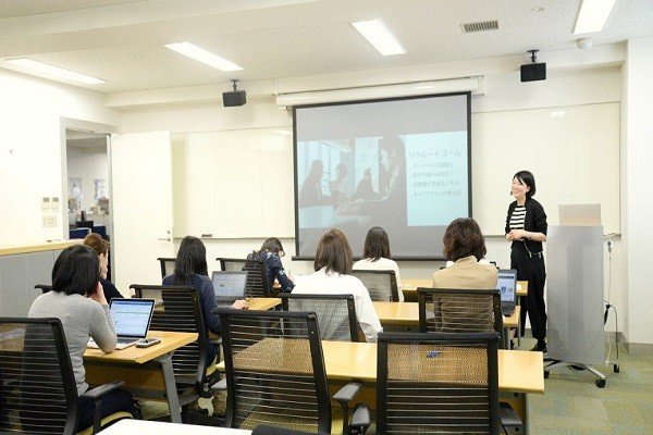 小学教师专业标准解读