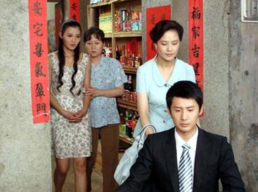 女主人公叫王玉兰,男主人公叫高旭东的电视剧？