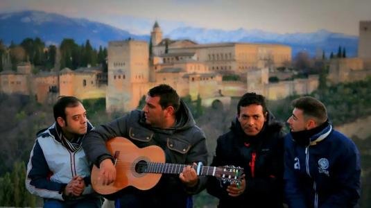 we no speak americano的中文是什么？