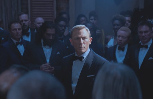 《007:无暇赴死》邦德是挂了吗？