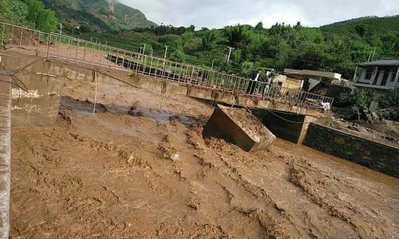 贵州因暴雨洪灾给当地造成了怎样的严重影响？
