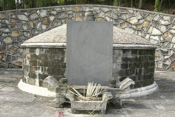 坟茔读音