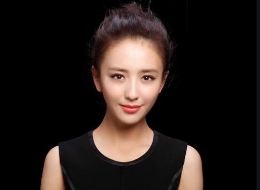 演员佟丽娅资源为什么突然这么好？