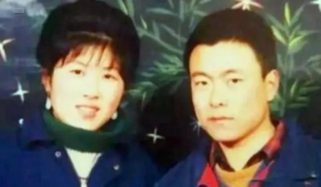 中国首例冷冻人丈夫回应新感情争议,他对此做出了什么回应?