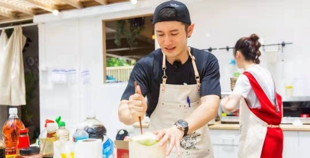 黄晓明的“明学”是什么梗