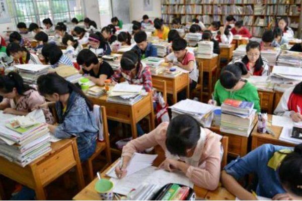 孩子马上高考压力大，怎么给他释放压力？