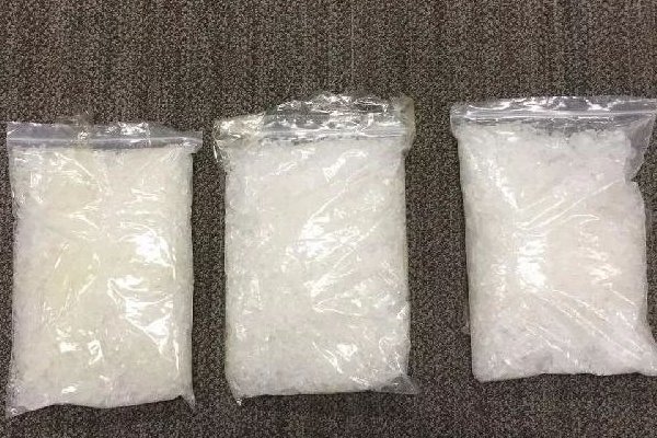 冰毒的主要化学成分为(