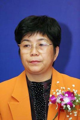 叱利群的评价
