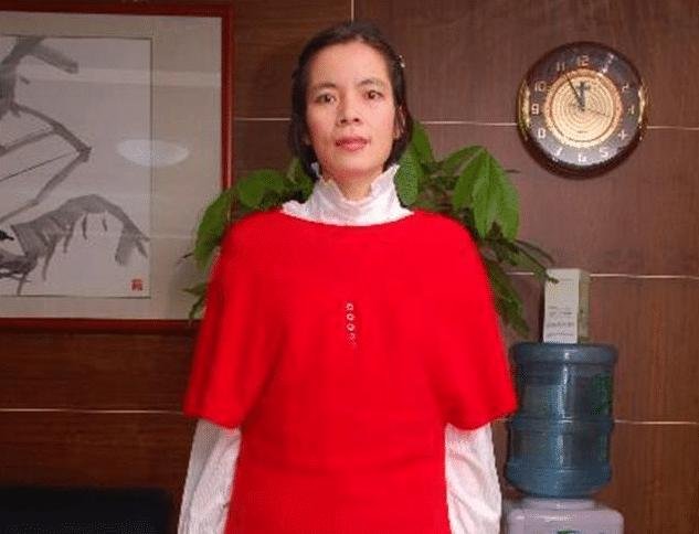 11年前，那个肚子一夜变大的广西“巨腹女孩”，后来怎么样了？