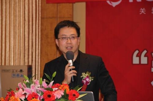 《金牌调解》中调解员胡剑云的个人经历有哪些？