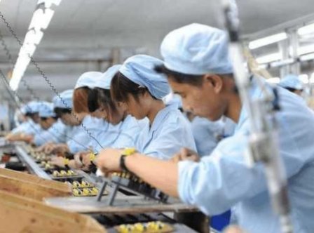 电子厂普工主要做的是啥事