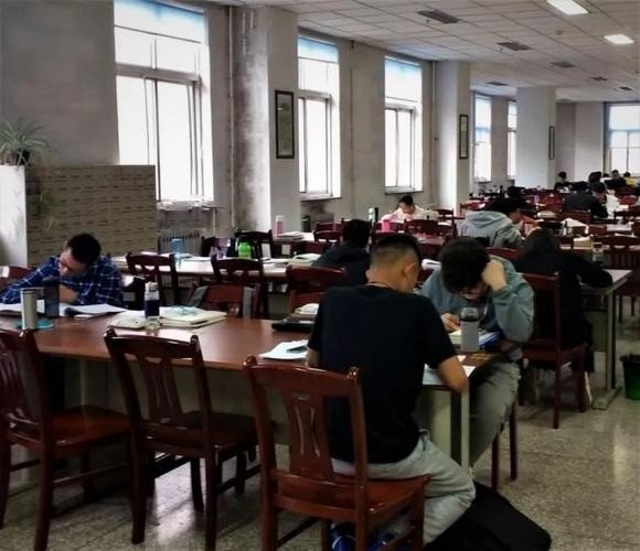 太原科技大学图书馆哪一年建成使用