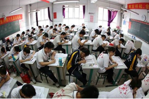 孩子马上高考压力大，怎么给他释放压力？
