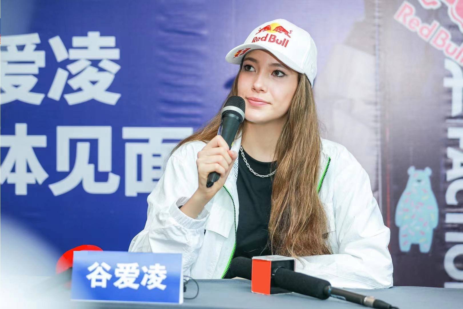 谷爱凌和苏翊鸣，被称世界级两小无猜，约定顶峰相见，他们多大便认识了？