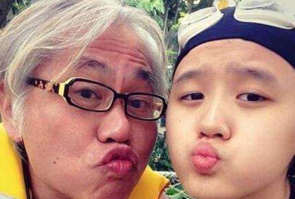 女婿比丈人丈母娘年纪大二、三十岁,该如何化解这种尬尴局面?