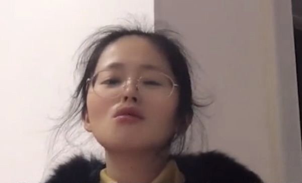 河南一女子得知降薪后进门就哭，你能理解此女子的心情吗？