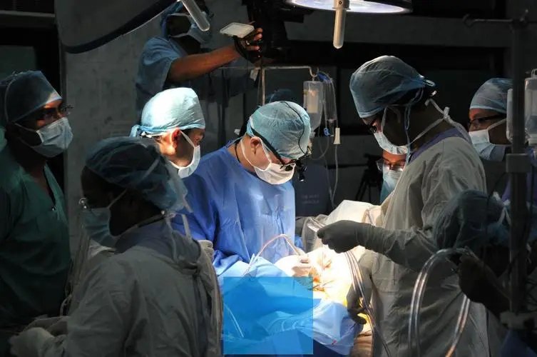 石锤了吗？湘雅“治疗门”当事人发声，实习生透露了哪些细节？