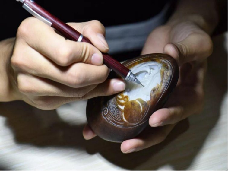 玉石原石怎么卖出去
