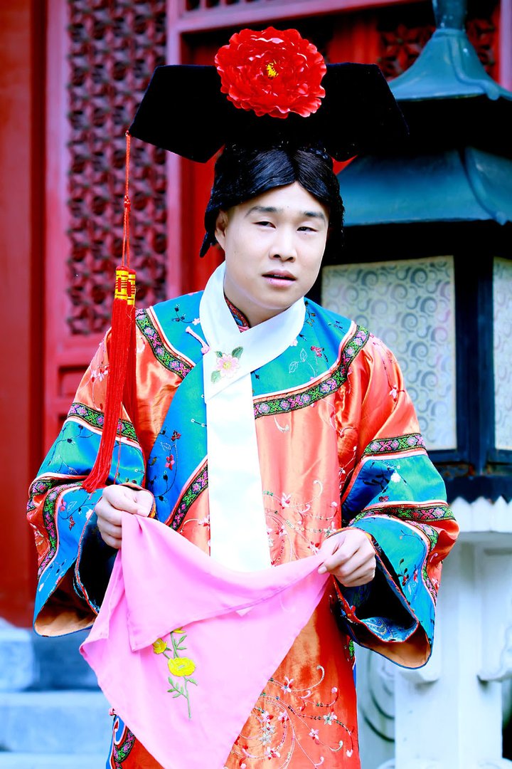 《一盘大棋》二流演员三流的剧情，小沈阳的演技拖后腿了吗？
