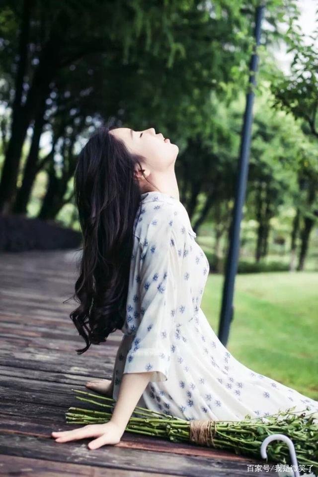 男人想你了,控制不住想见你,他会有哪些表现呢?