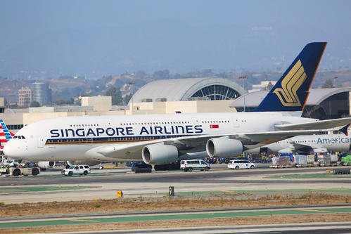 新加坡航空公司推出飞机餐厅，其背后的原因是什么？
