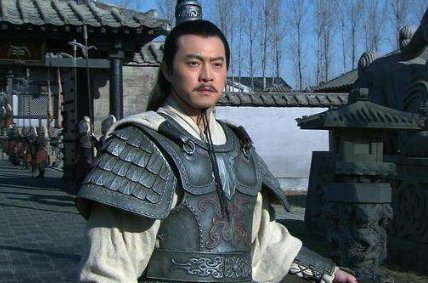 替爷爷赶马打一三国演义人名
