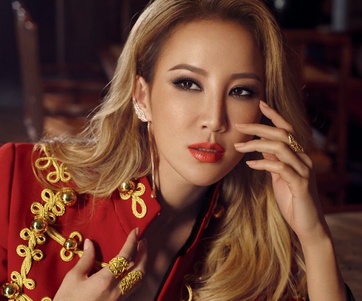 《中国好声音》收官之夜,李荣浩沉默不语,李玟删除所有相关动态,咋回事?