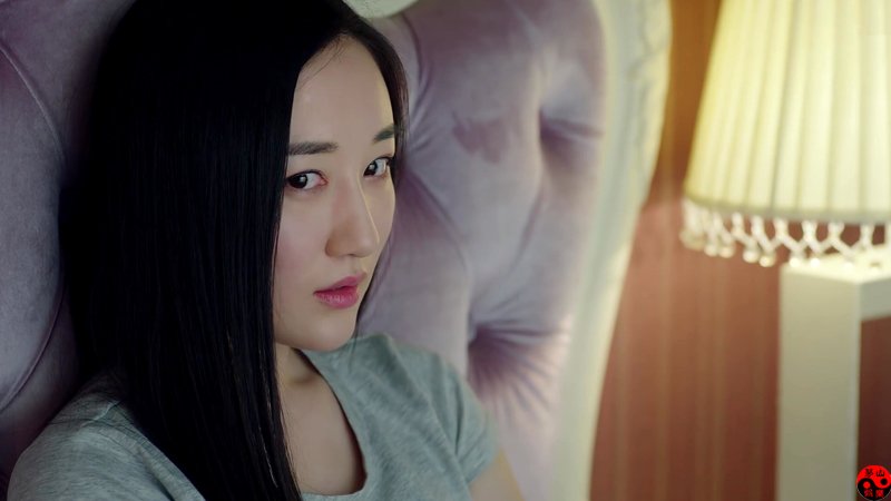 甜蜜中莫小莉的家庭背景如何?