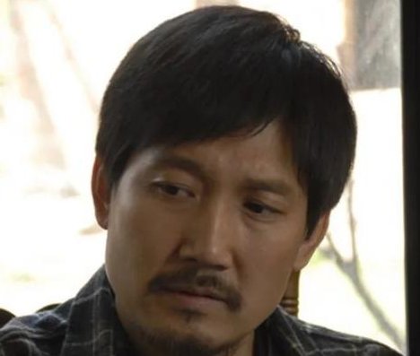 李崇霄不幸去世，疑似是心脏病突发，都有哪些好友发文悼念了？