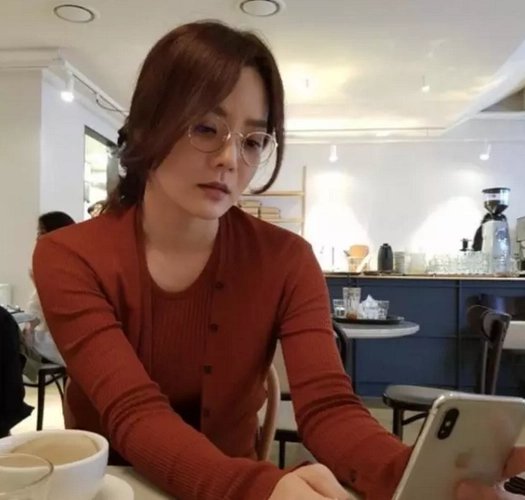 90后女子大方晒带孙日常，还说：很知足！她每天过着怎样的日子？