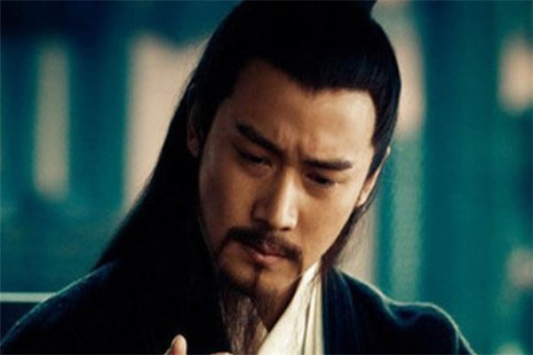 刘伯温找到诸葛亮的墓，被墓上什么字吓得直接磕头？