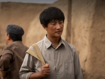 黄轩人民日报撰文：能够饰演拼搏者是我的荣幸，你从他身上看到了哪些品质？