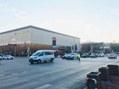 保定“放开”之后，“发烧”成为常态，是否会出现“医疗挤兑”的现象？