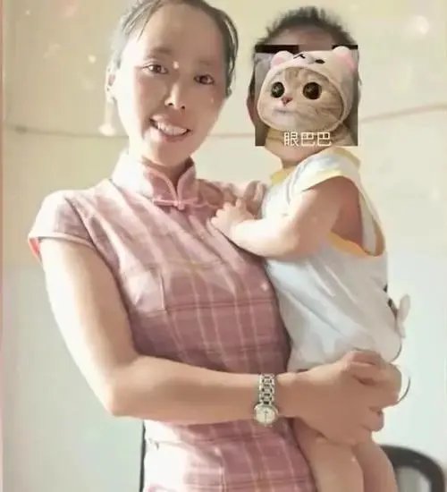90后女子大方晒带孙日常，还说：很知足！她每天过着怎样的日子？