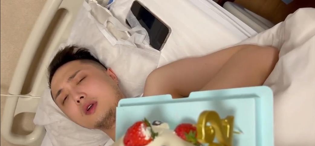 河北一男子跨年夜住院被老婆气到闭眼,这就是当代年轻夫妇的相处方式吗?