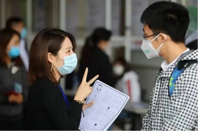 广州一女子待业半年面试22家公司,年轻人该如何自我提升?