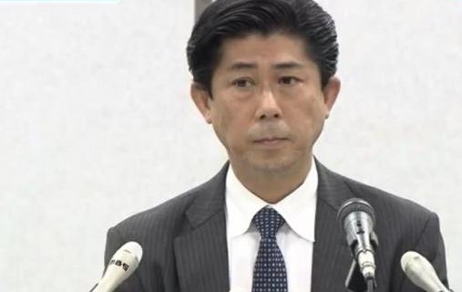 警方承认安倍的警卫工作存在问题，这些警卫需要承担哪些责任？